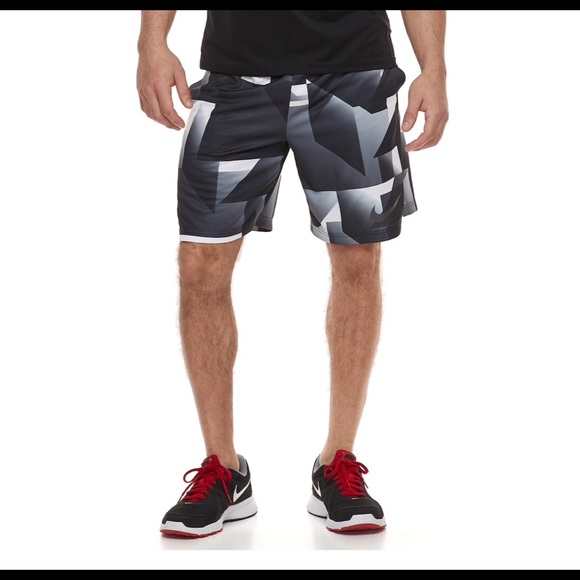 NWT Nike Shadow Grating Short XXL - Picture 5 of 5